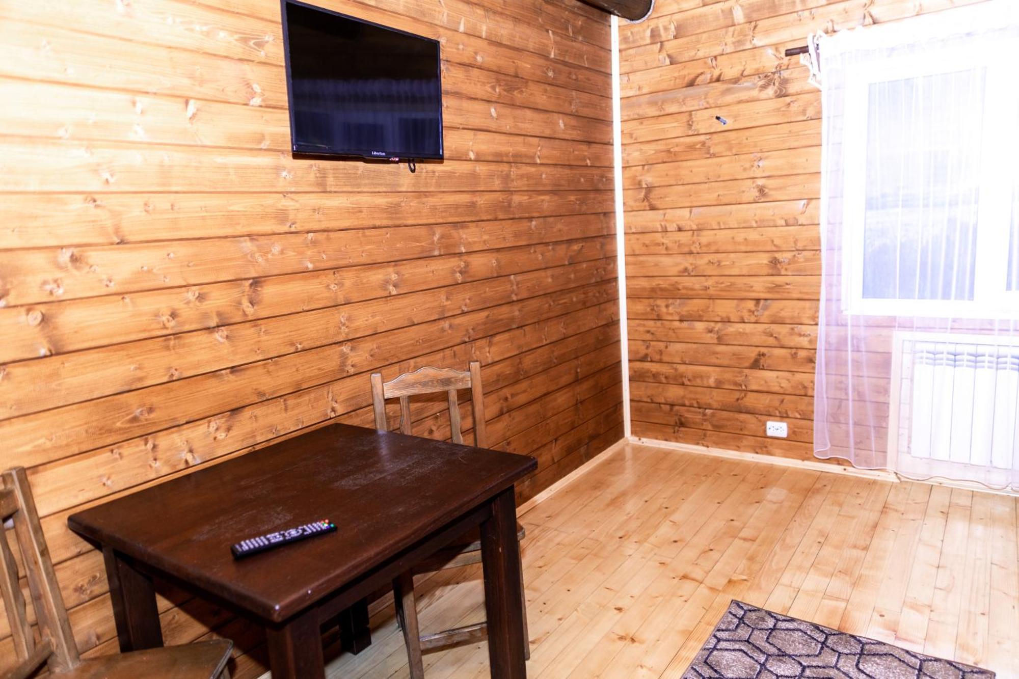 Wood House Ξενοδοχείο Pilipets Δωμάτιο φωτογραφία